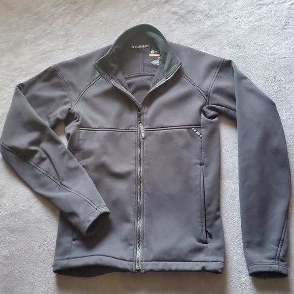 new balance vented precision jacket